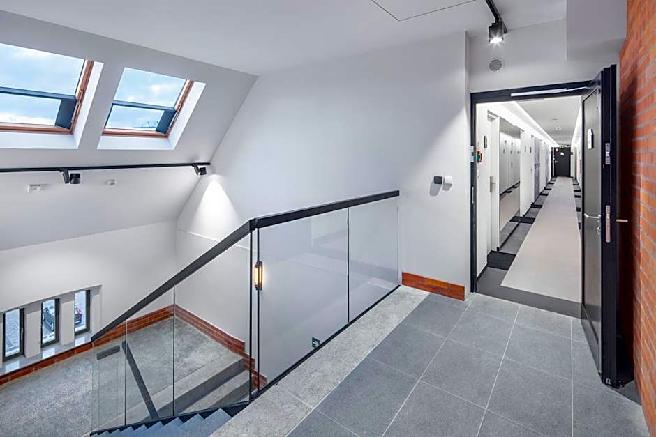 Lofty Kampus Garnizon