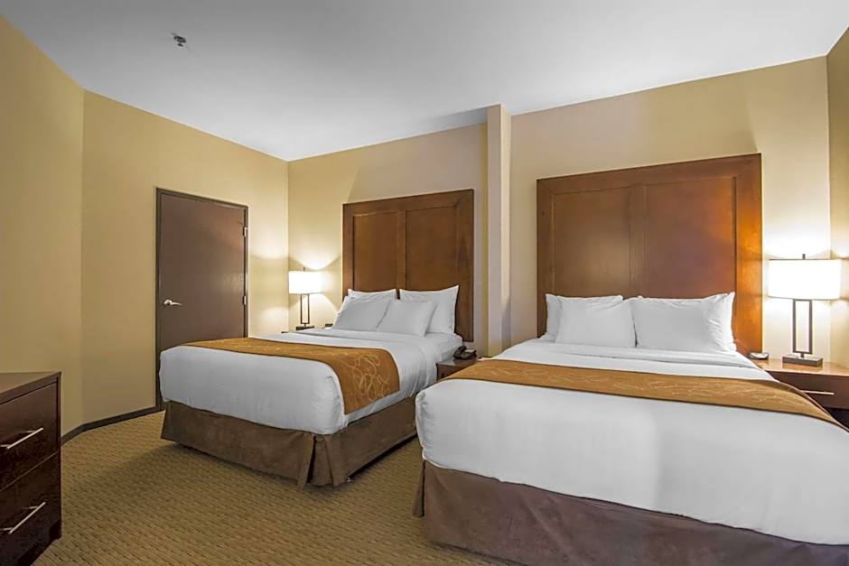 Comfort Suites Saskatoon