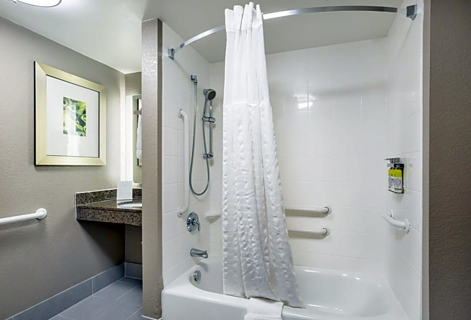 Staybridge Suites Chesapeake-Virginia Beach by IHG
