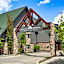 Mystic Springs Chalets managed by Little Sister Getaways