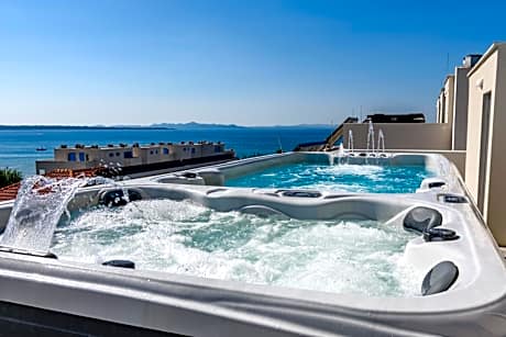 Five-Bedroom Apartment