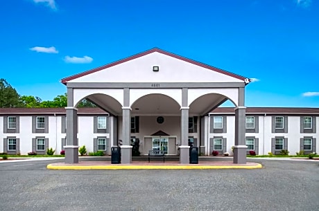 Red Roof Inn Dahlgren - Naval Base
