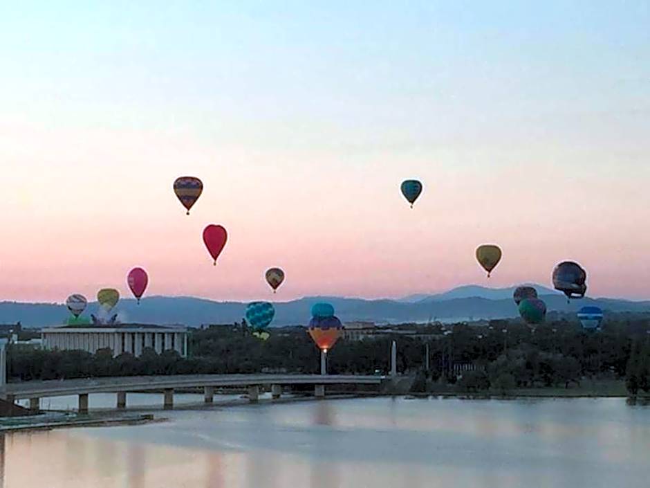 Lake view city apartment with free parking - Hosted by CanStay