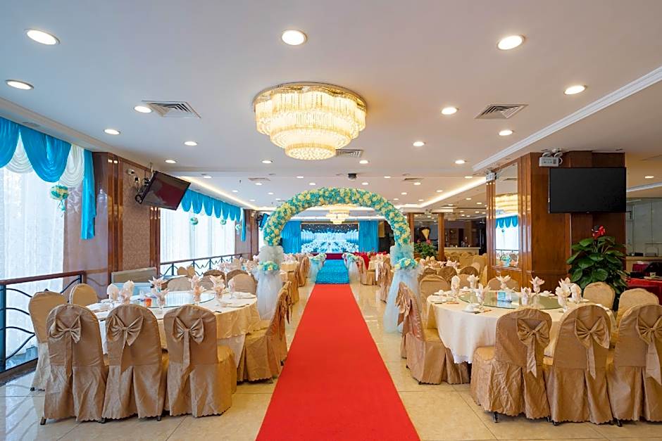 Xinyuan Hot Spring Hotel