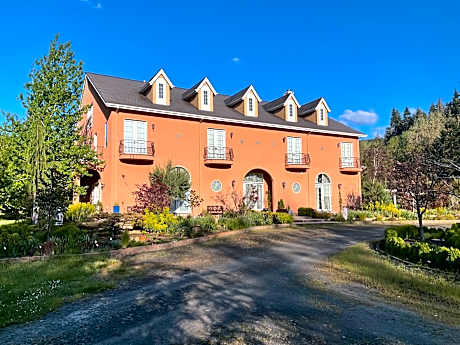 Lakeside Villa