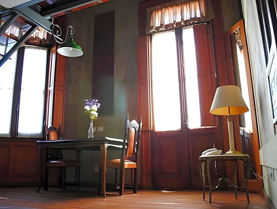 La Fresque Hotel Boutique