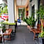 D'metro Hotel