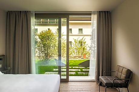 Superior Double or Twin Room with Terrace