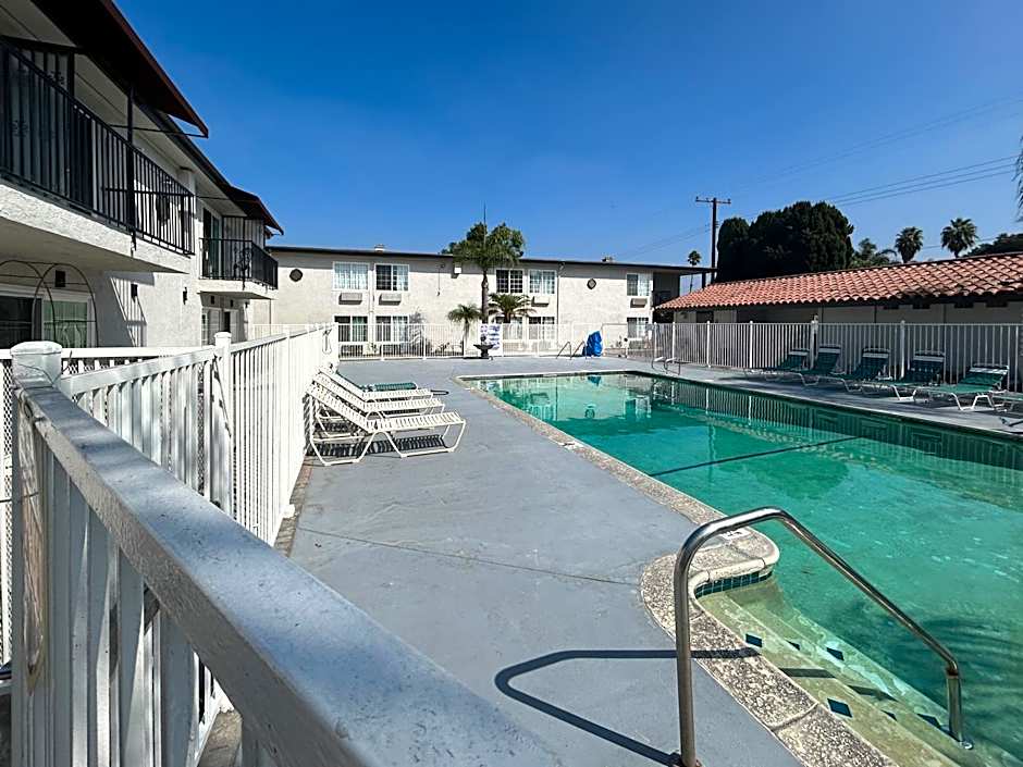 Motel 6 Buena Park, CA Anaheim Near Maingate Knotts