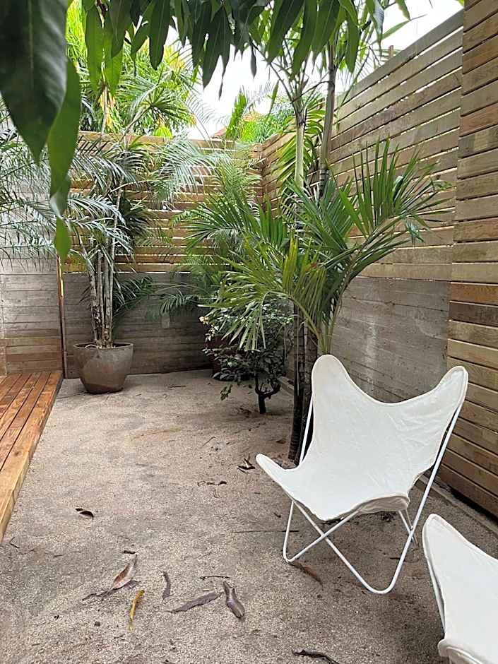 Ona & Sich - Casa Macu Saladita surf break