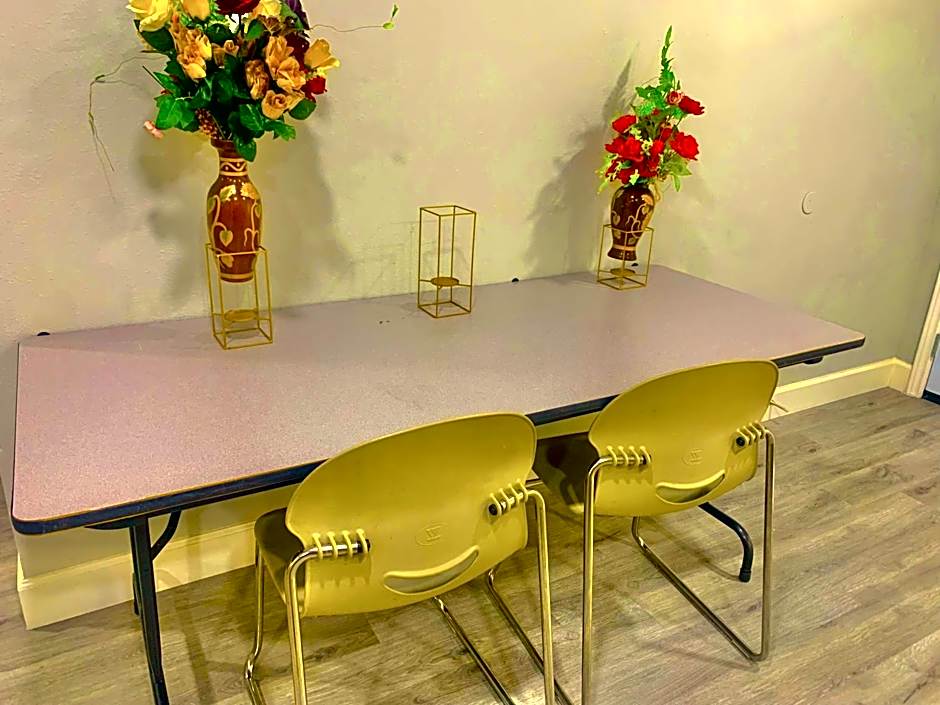 STOP Inn STAY HOSTEL