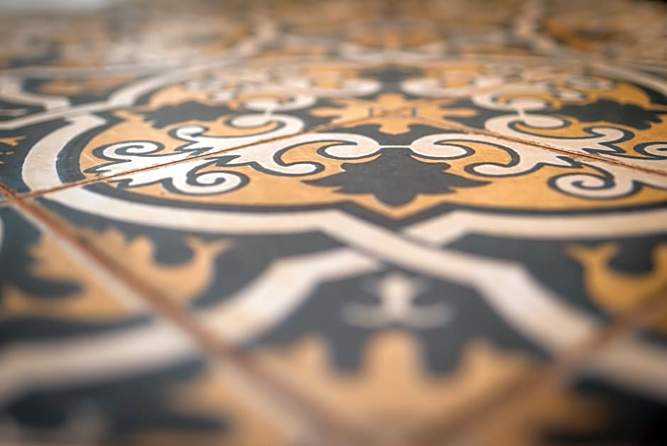 MADISON Saint Jean de Luz - Handwritten Collection