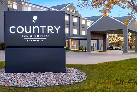 Country Inn & Suites by Radisson, Brookings
