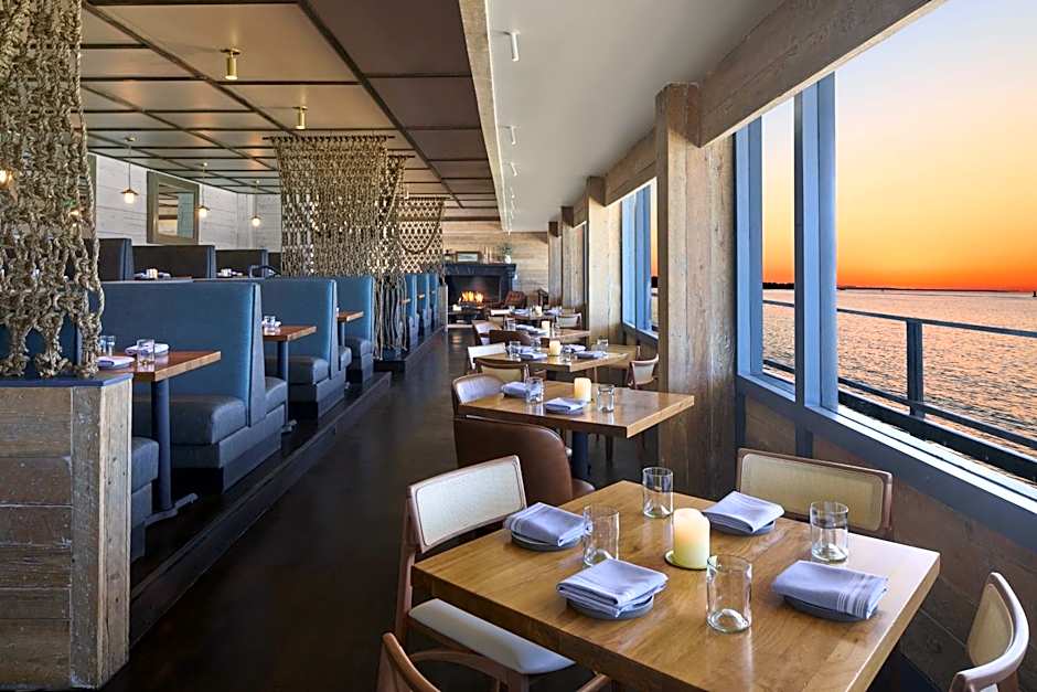 Monterey Beach Hotel, a Tribute Portfolio Hotel
