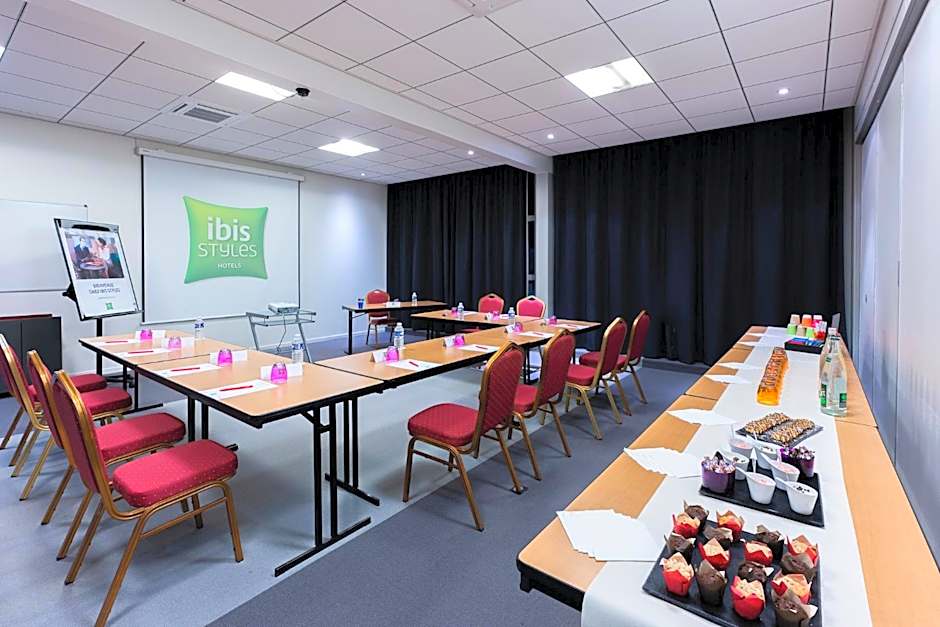 ibis Styles Beauvais ( Ex Mercure )