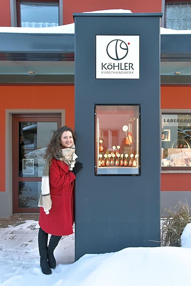 Hotel Erbgericht Buntes Haus