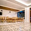 Spotlight Hotel near Hundred Islands Wharf