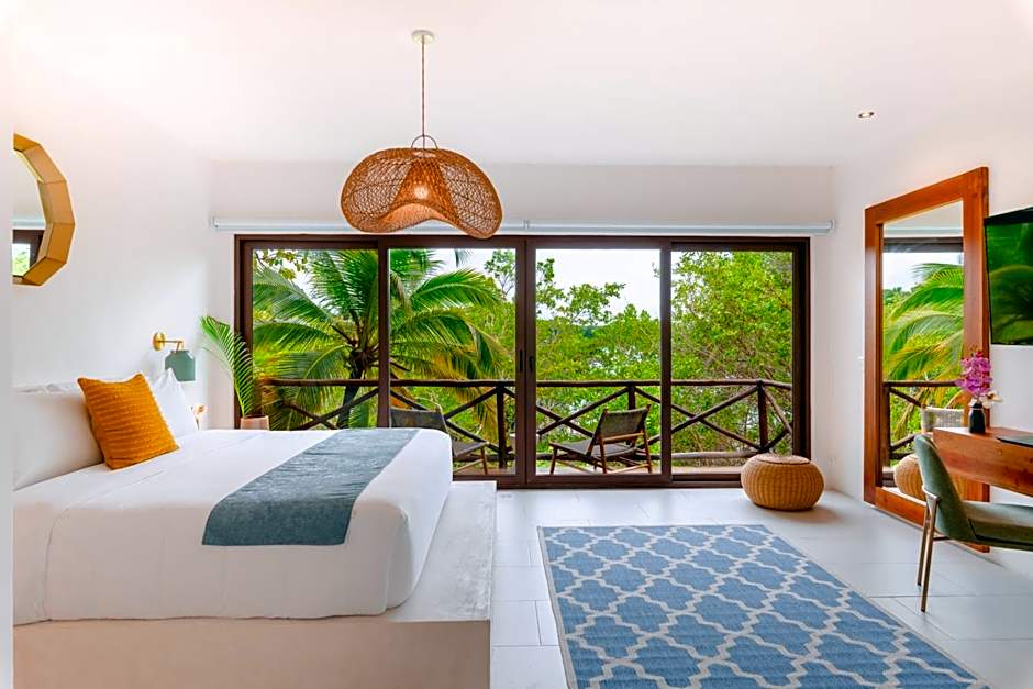 Azulea Bacalar Hotel & Spa - Lagoon Front