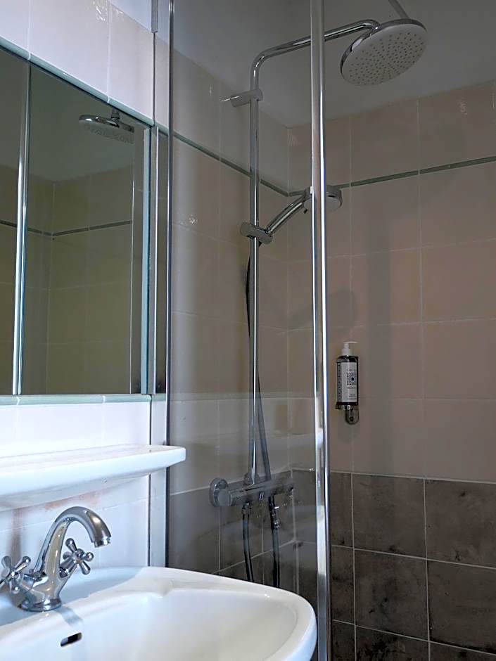 Hôtel De L'Amphithéâtre