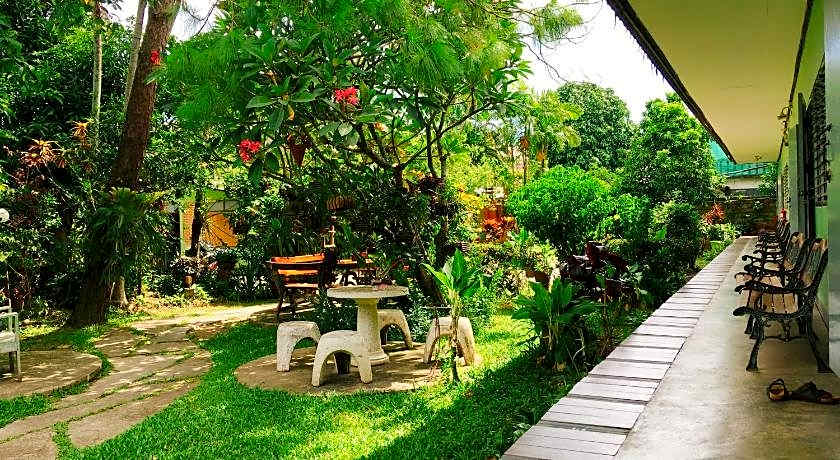 Baan Bua Guest House