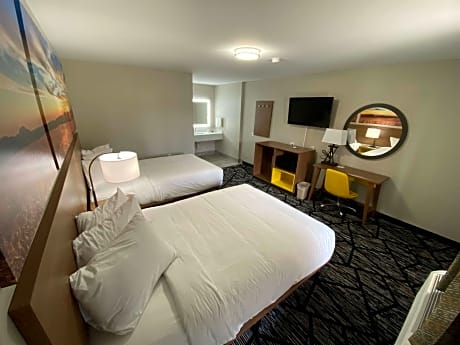 2 Double Beds, Non-Smoking
