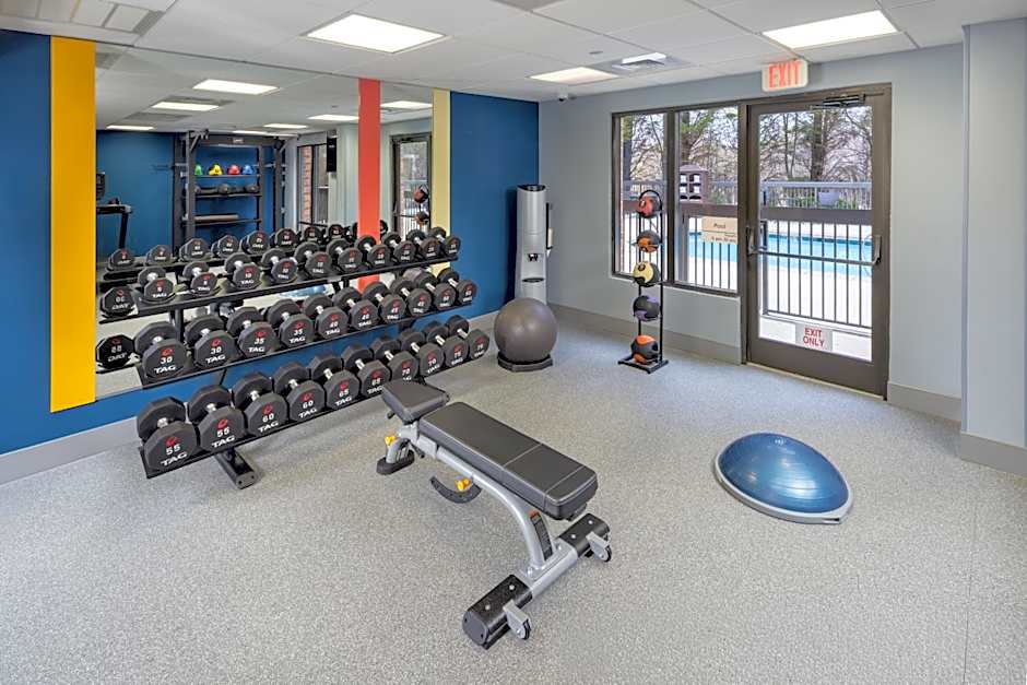 Hampton Inn & Suites Asheville Airport