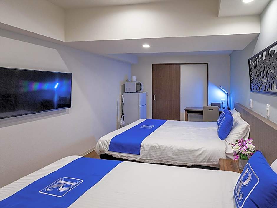 Kariyushi COndominium Resort Naha Living Inn Asahibashiekimae Annex and Premier