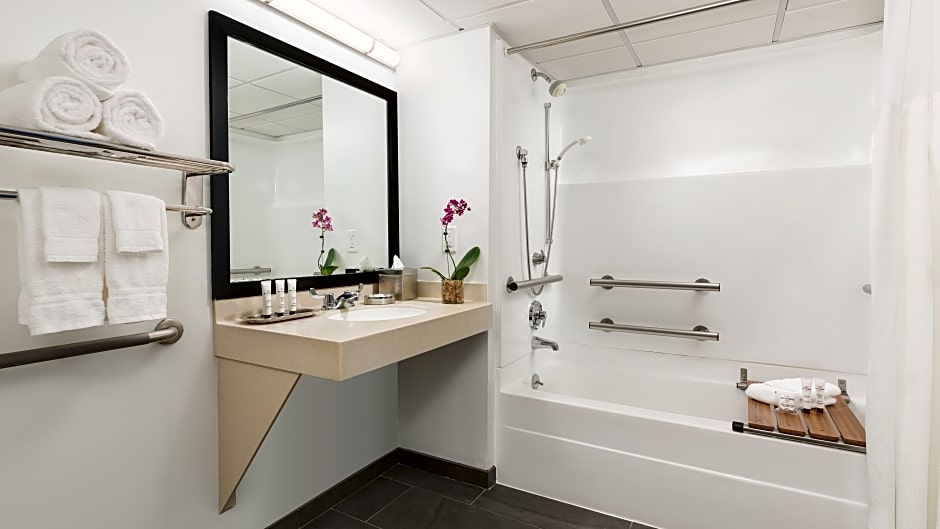 Studio Allston Hotel