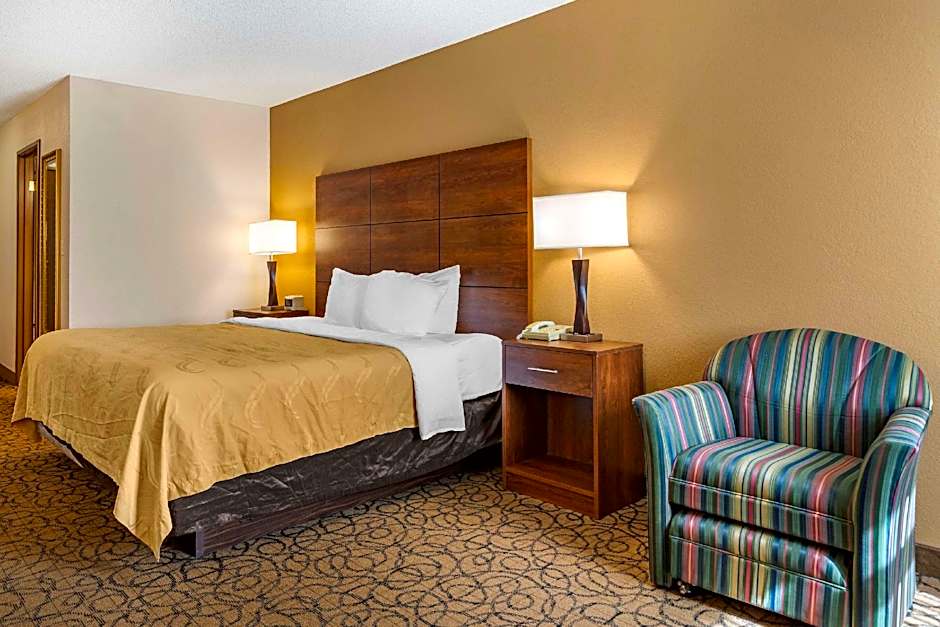 Quality Inn & Suites Manistique