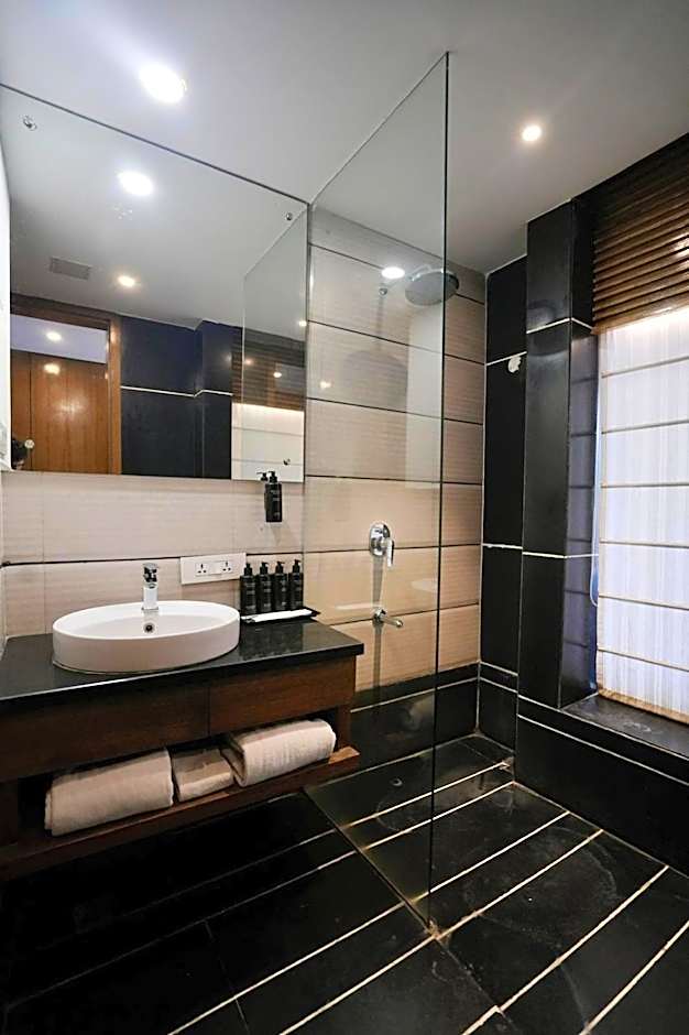 Woodcreek Resort & Spa – Kasauli, PA