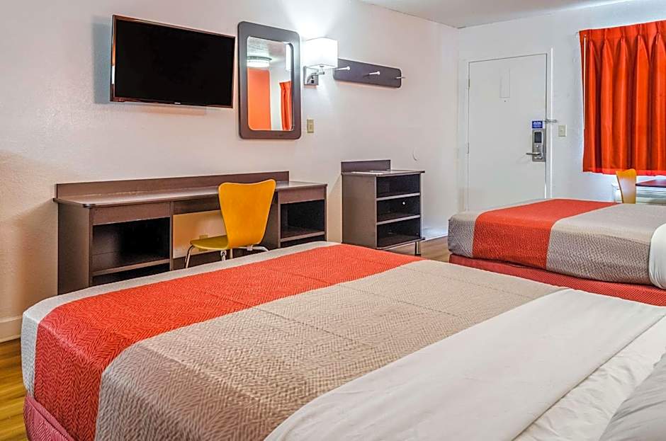 Motel 6-Saraland, AL