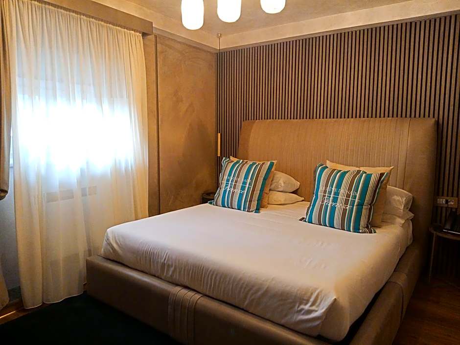 LE REVE DE NAIM Firenze