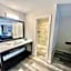 Super 8 By Wyndham Atlanta/Hartsfield Jackson Airport