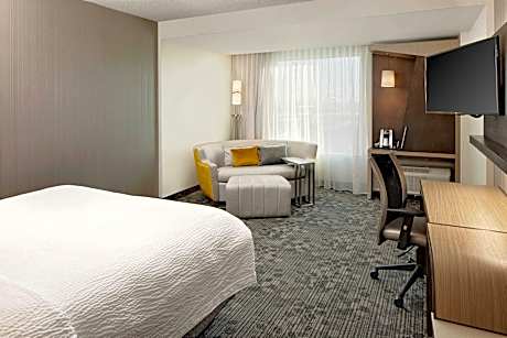 Executive King Room, Larger Guest room, 1 King, Sofa bed