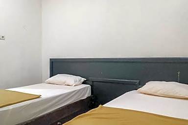 Palu City Guest House Mitra RedDoorz