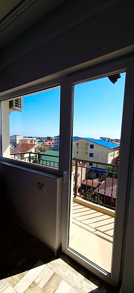 Hotel Blue Sky Resort