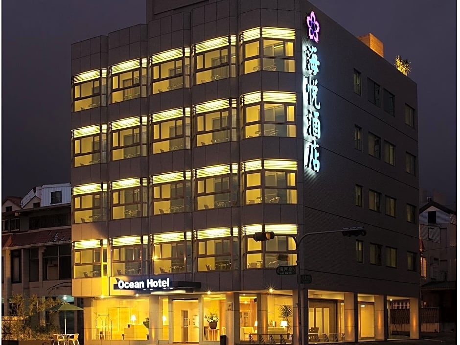 Ocean Hotel