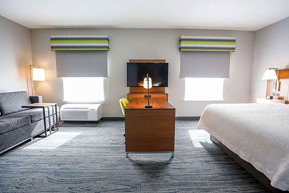 Hampton Inn By Hilton Suites Bay City