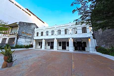 Macalister Terraces Hotel