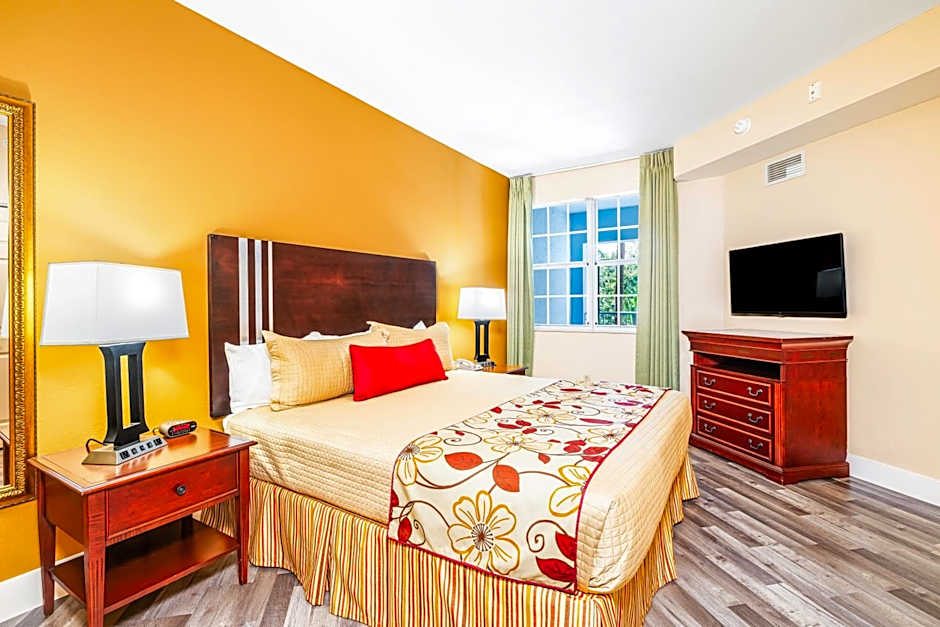 Mizner Place At Weston Town Center