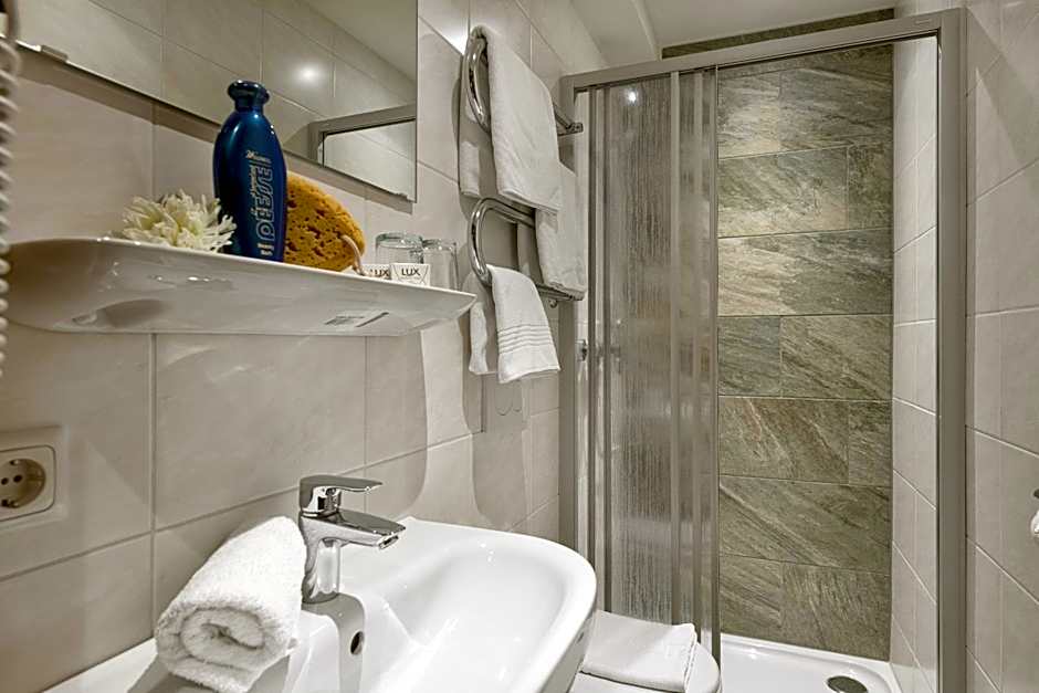 Hotel Alpenhof - New Sauna Area