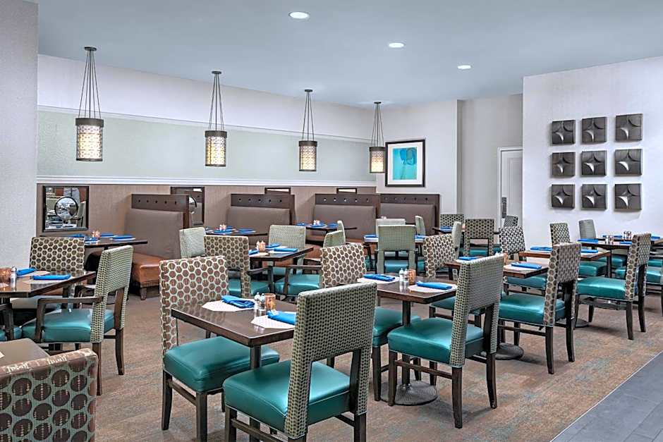 DoubleTree by Hilton Hotel Chicago O'Hare Airport - Rosemont