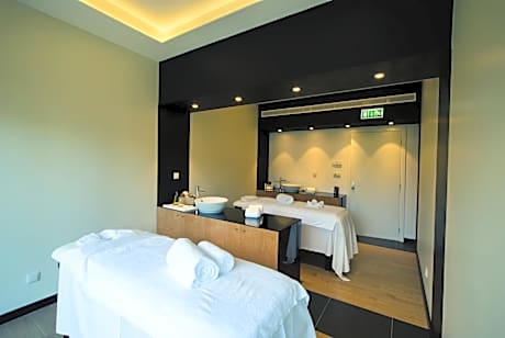 Double Room with Romantic Package