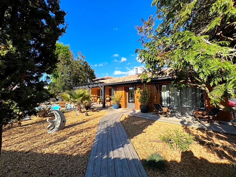 Les Chambres de L'ARESTEL