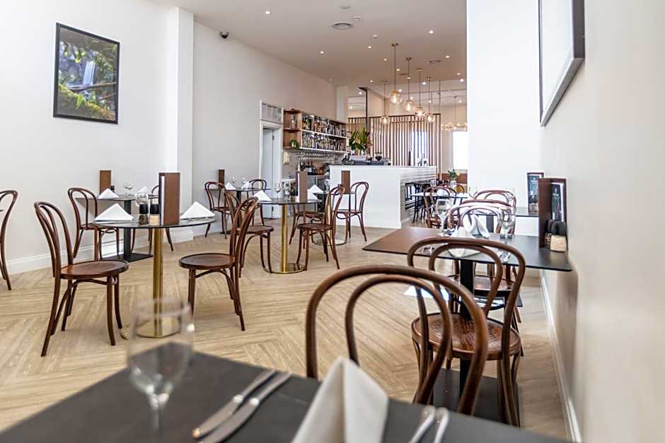 Deep Blue Hotel & Hot Springs