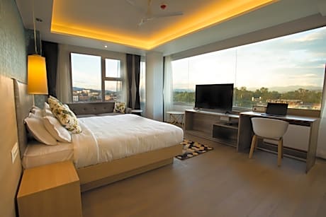 AURORA BOUTIQUE HOTEL