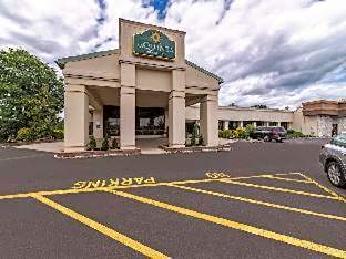 1 King Bed Deluxe Room Non-Smoking