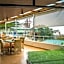 Tripli Hotels M & Resort