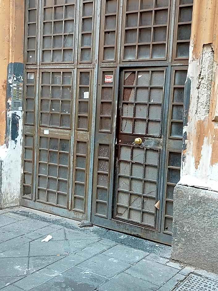 Dama HostelBB