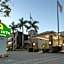 La Quinta Inn & Suites by Wyndham Ft. Myers Sanibel Gateway